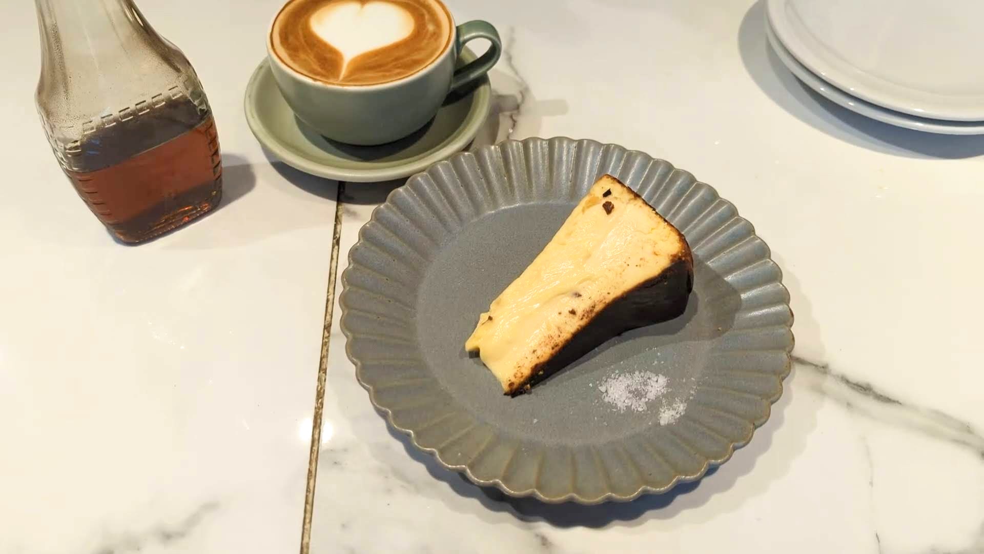 エスプレッソ D ワークス 池袋(ESPRESSO D WORKS 池袋) バスクチーズケーキ (8)