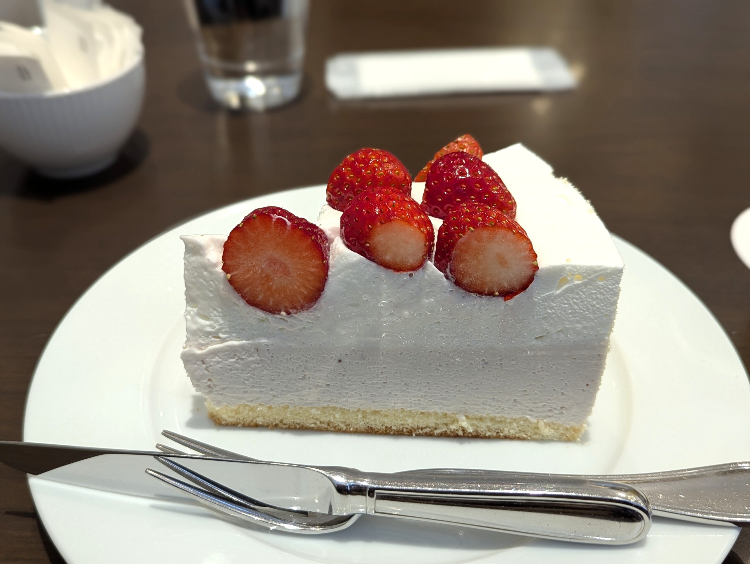 ハーブス（HARBS）ストロベリーチーズケーキ