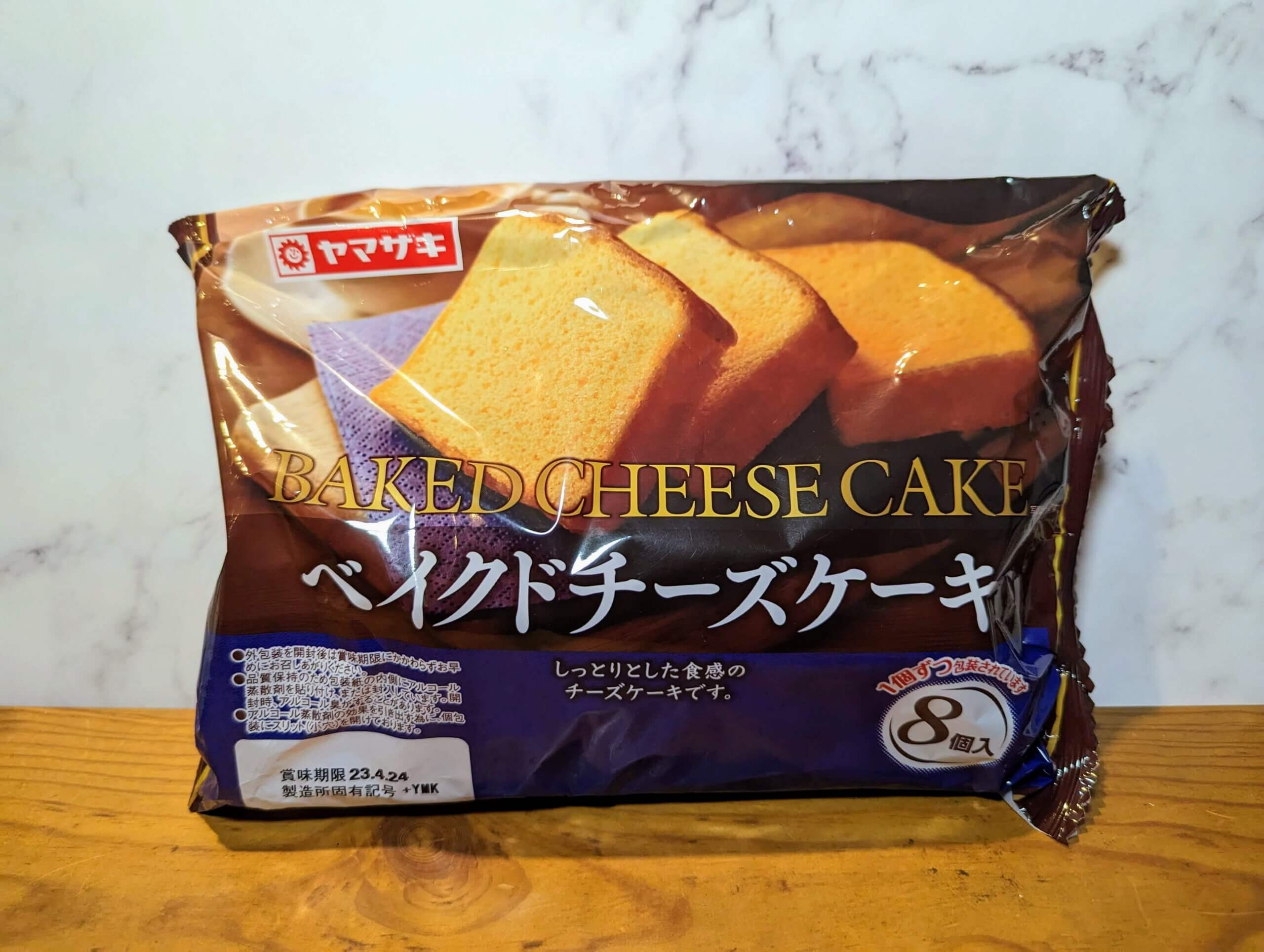 ヤマザキ（山崎製パン）のベイクドチーズケーキ (1)