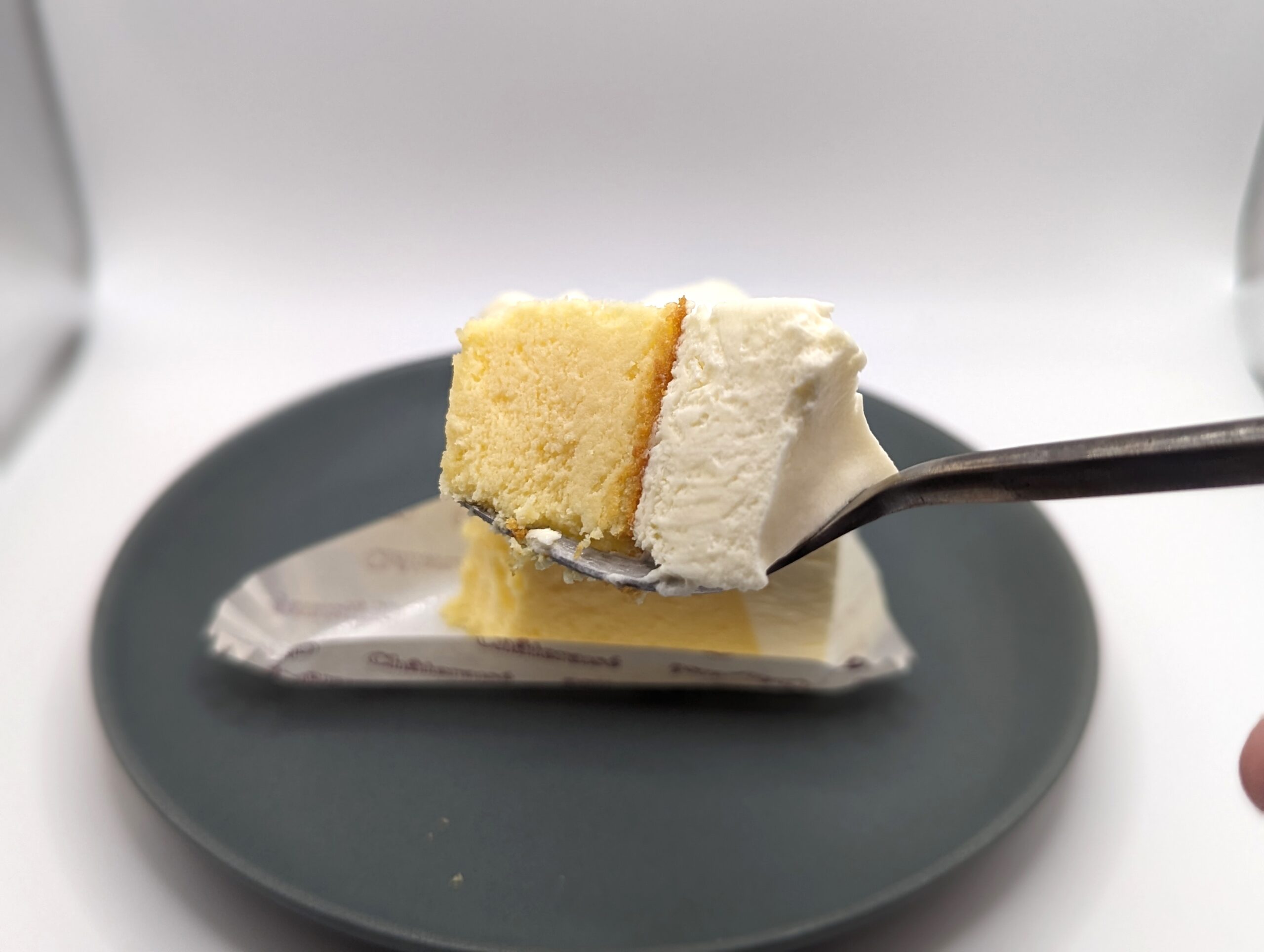 シャトレーゼの「ダブルチーズケーキ」の写真 (9)