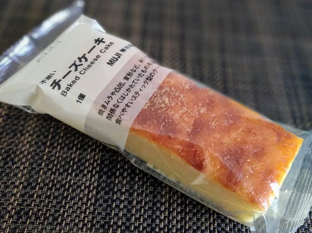 無印良品　不揃いチーズケーキ (2)