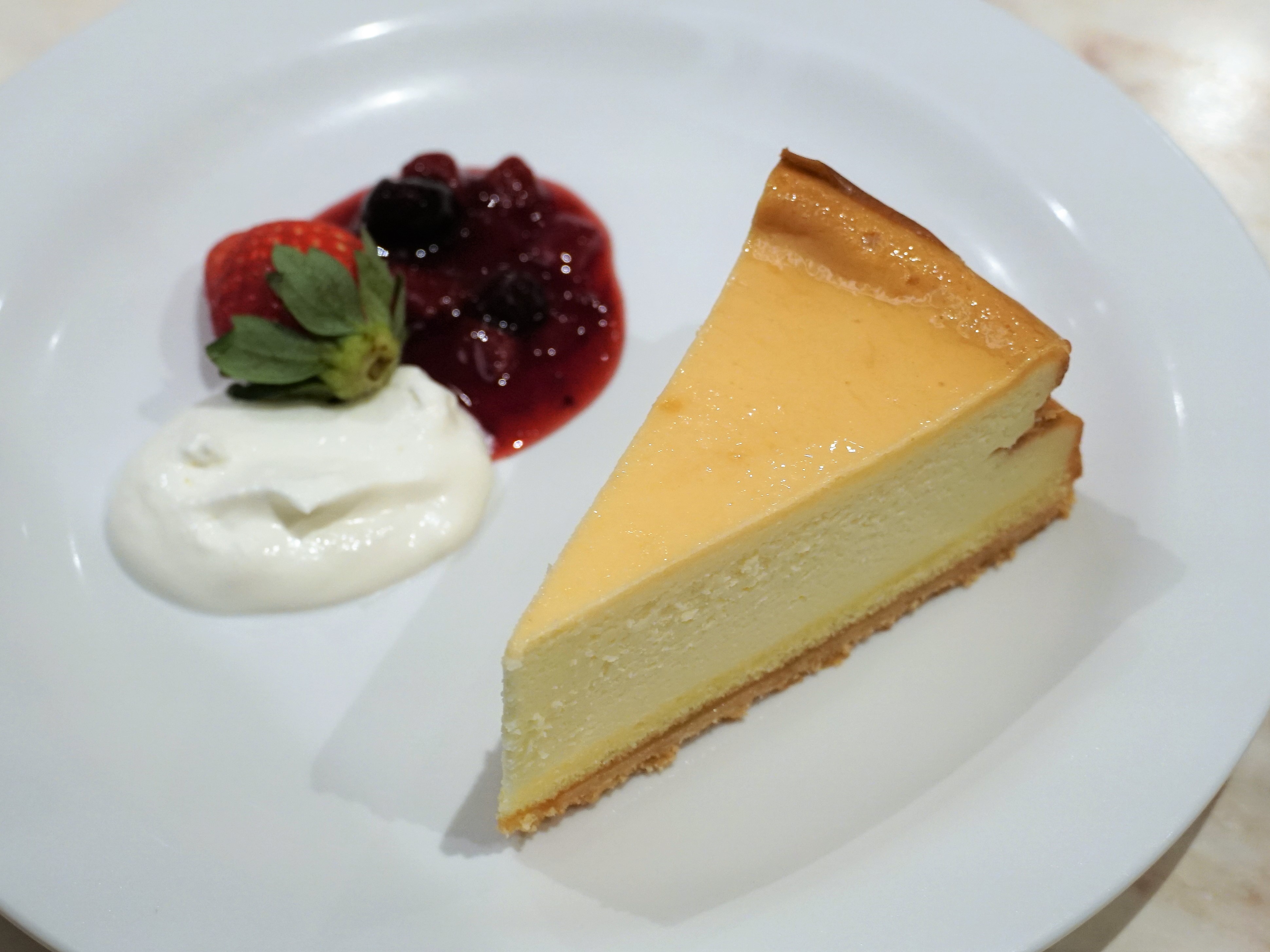 【東京ディズニーランド】センターストリート・コーヒーハウスのベイクドチーズケーキ