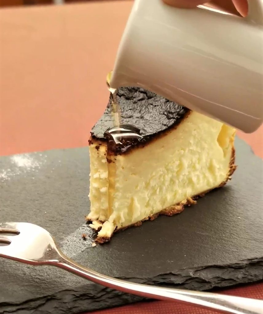 広尾　笄軒 (6)バスクチーズケーキ
