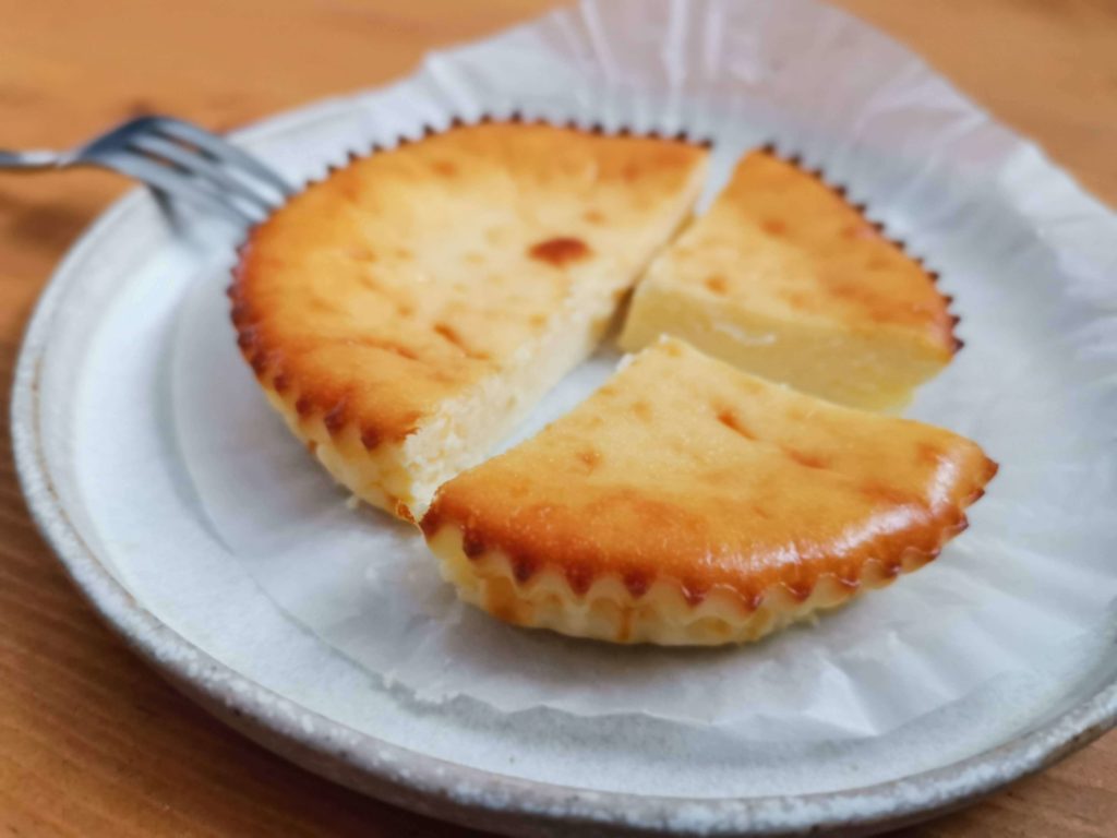 プレシア　バスク風チーズケーキ (11)
