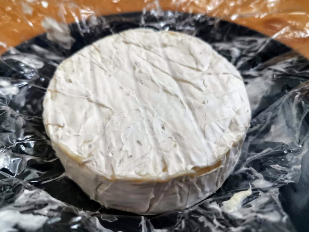明治　カマンベールチーズ (3)