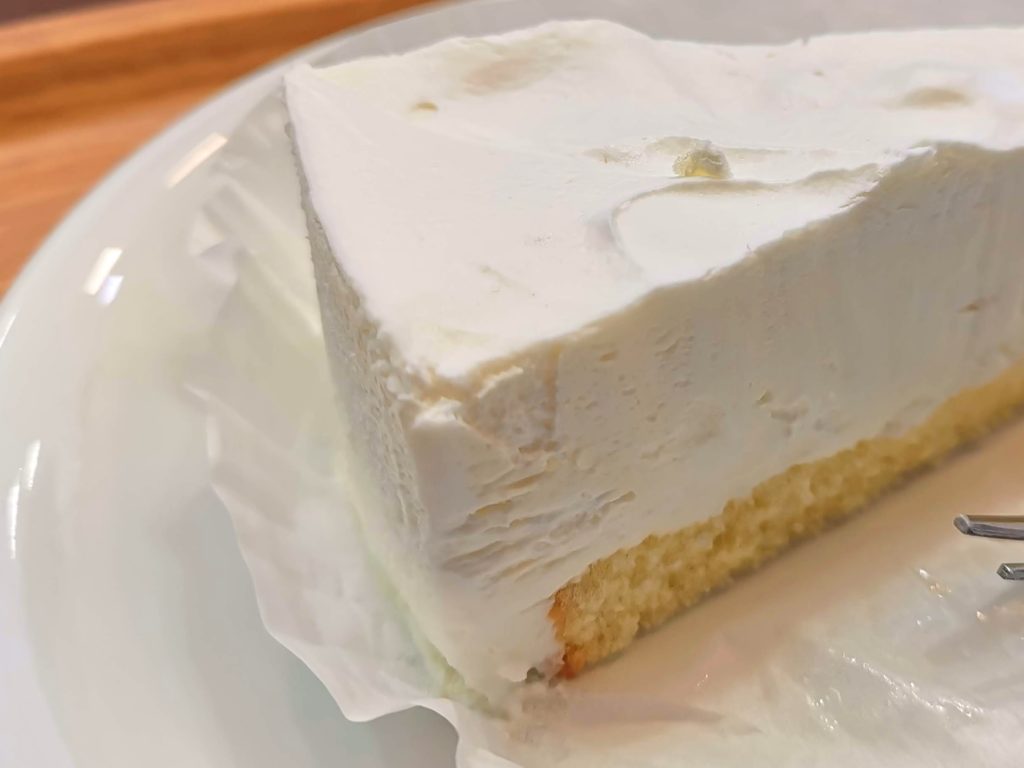 カフェレスト　レアチーズケーキ