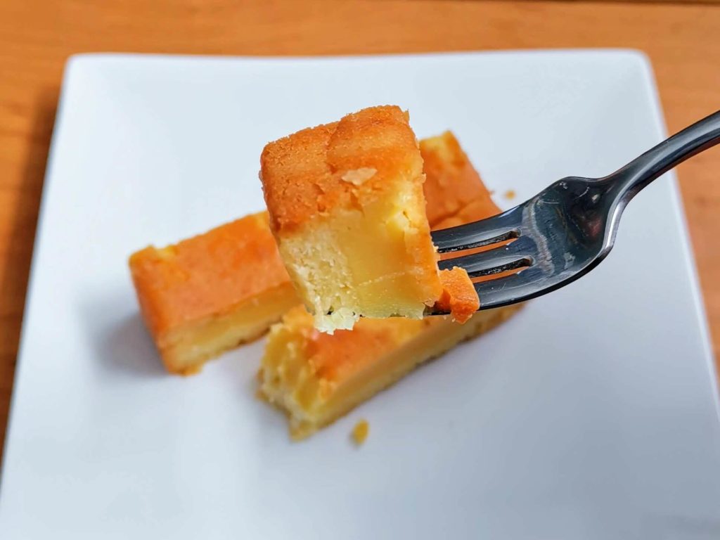 2種のチーズを使用したベイクドチーズケーキ　セブンイレブン (4)