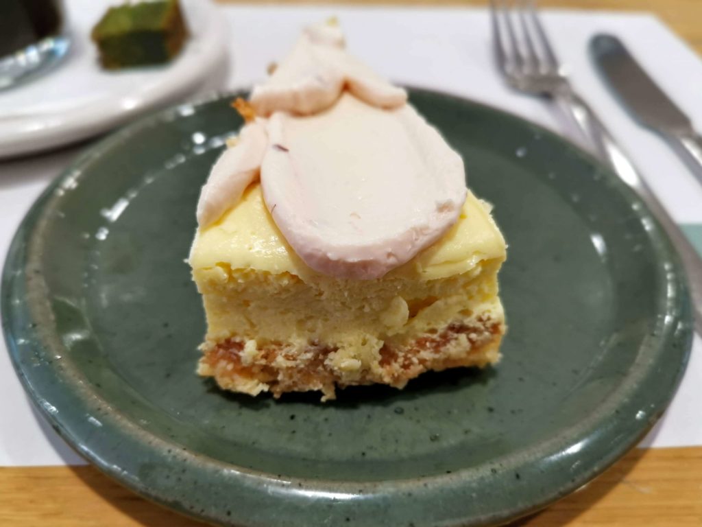銀座ローズベーカリー ローズチーズケーキ (2)
