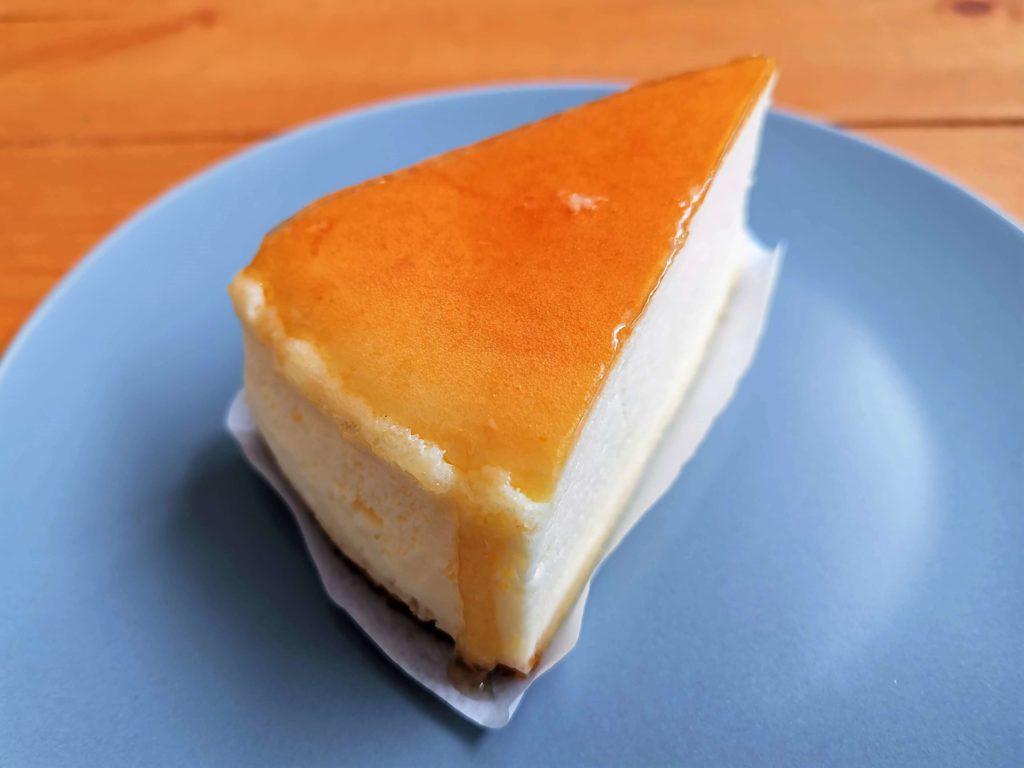 山崎製パン　チーズスフレ (8)