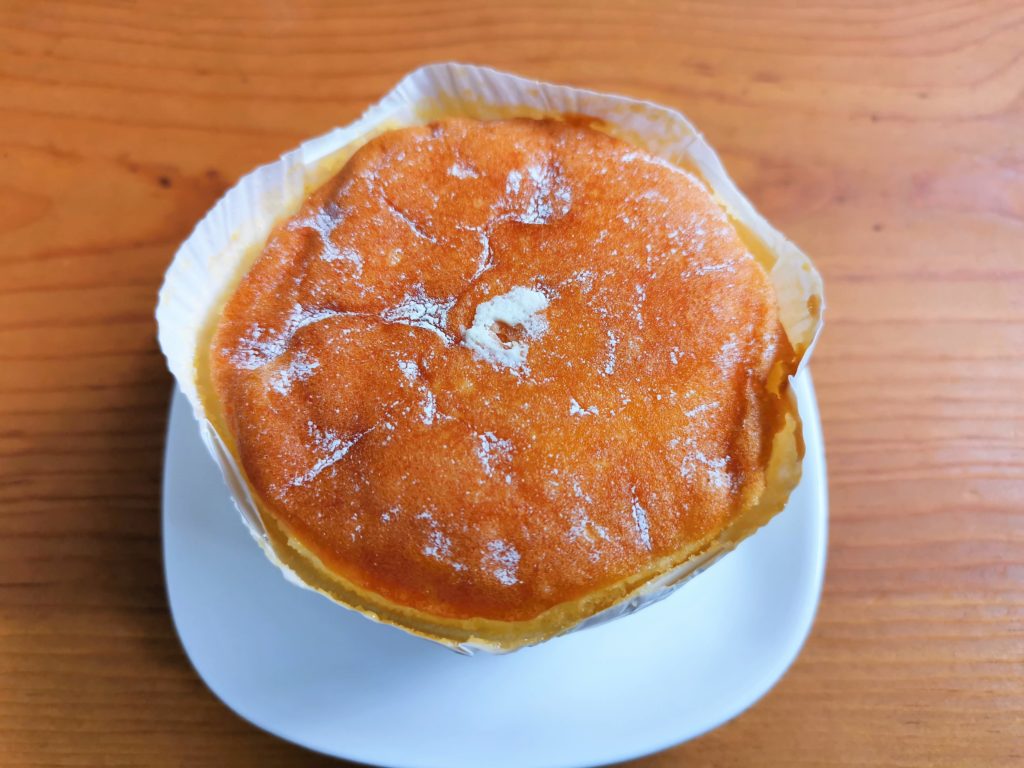 モンテール　チーズクリームシフォンケーキ (3)