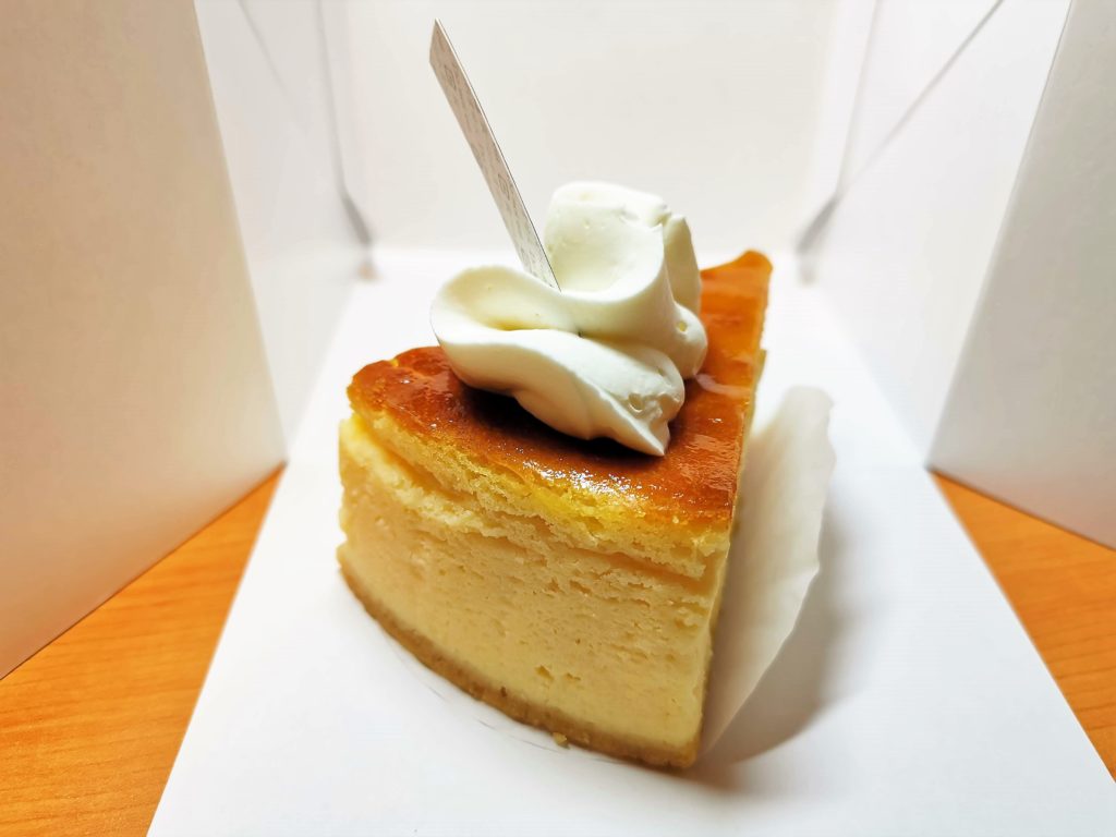 アンテノール　ベイクドチーズケーキ (1)