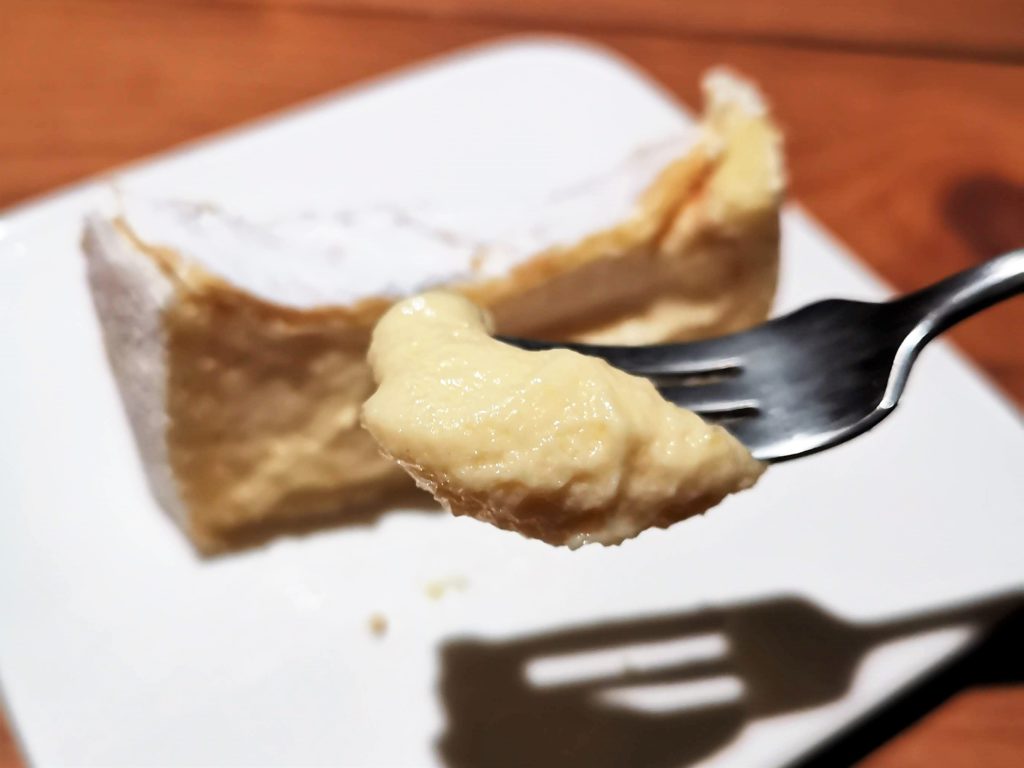 ユーハイム　Juchheim　北海道とろけるチーズケーキ (10)_R