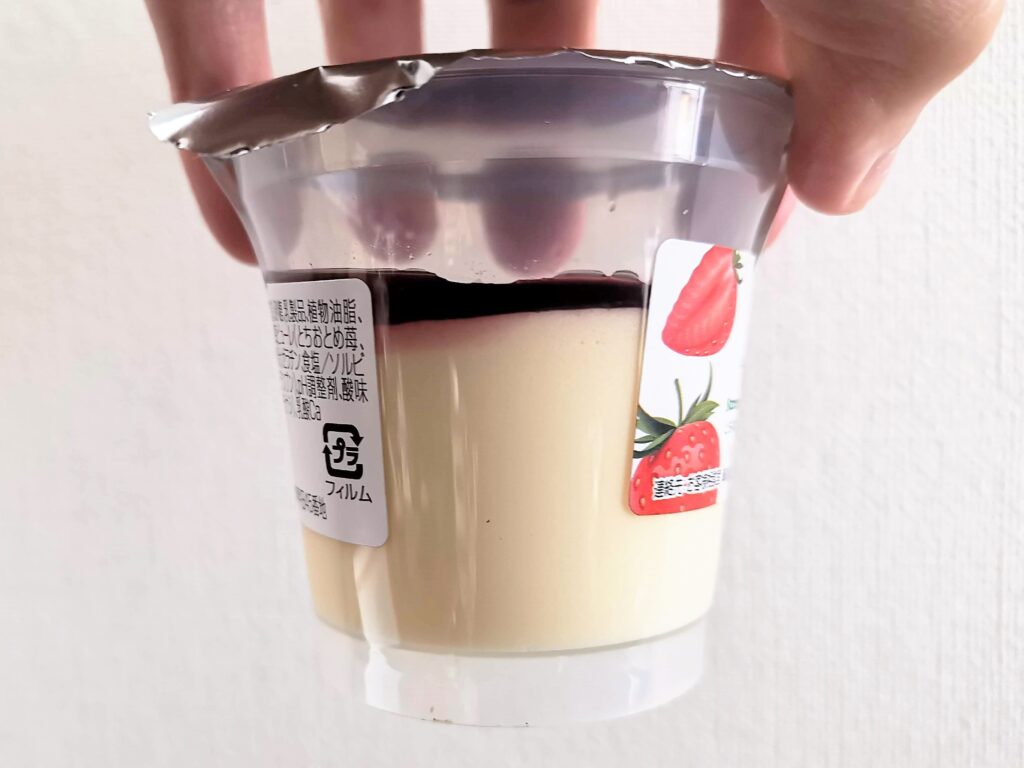 アンデイコ・栄屋乳業　苺のチーズケーキ