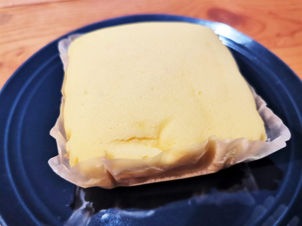 ファミリーマート　濃い味チーズケーキの写真 (8)