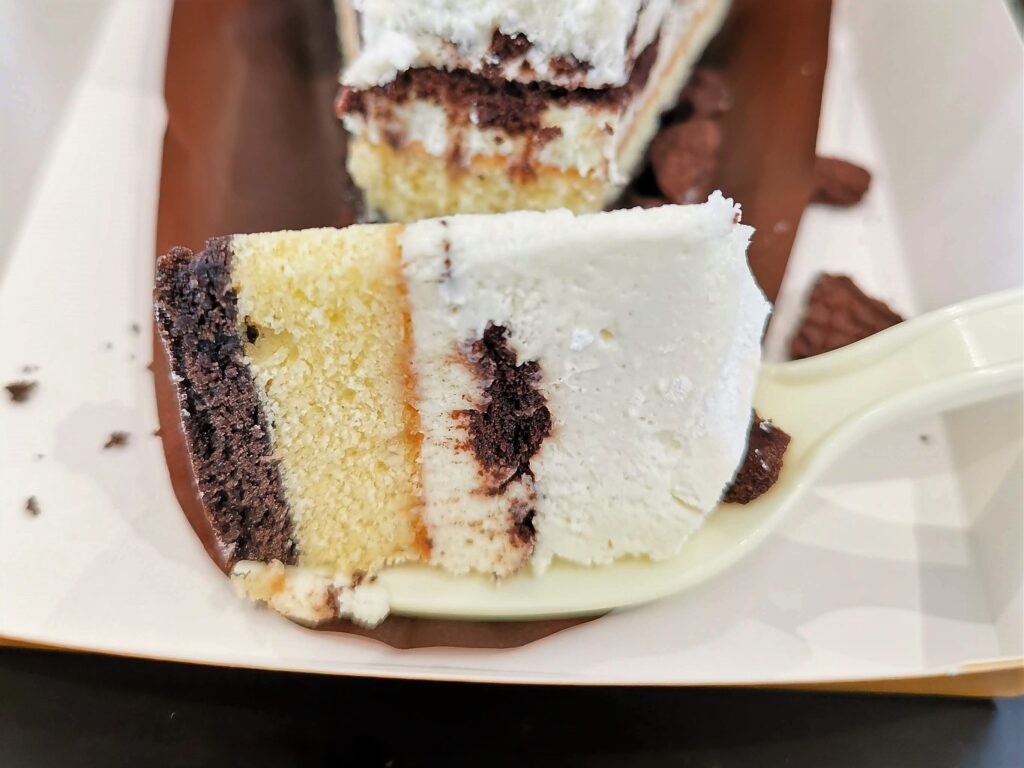 マクドナルド（McCafe by Barista マックカフェ バイ バリスタ）オレオクッキーチーズケーキの写真 (14)
