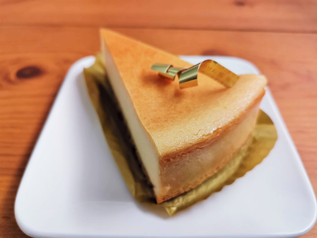 不二家のプレミアム濃厚ベイクドチーズケーキの写真 (9)