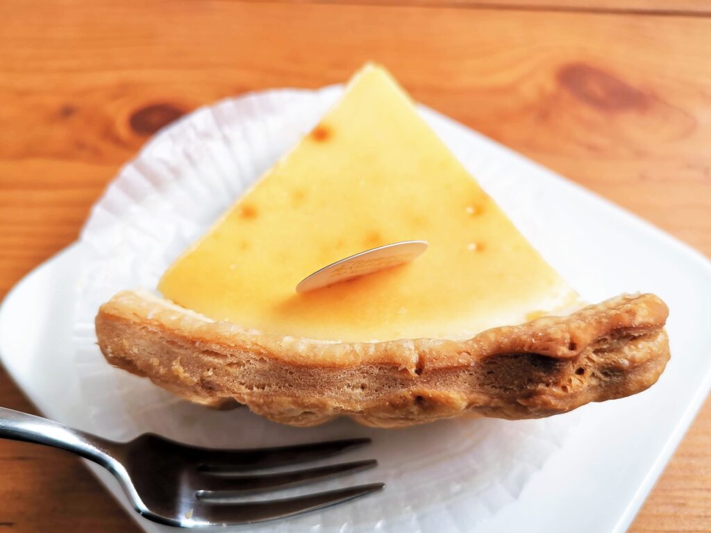 不二家の北海道なめらかチーズパイの写真 (9)