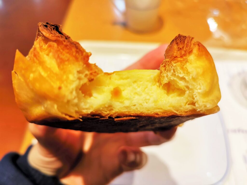 ヴィドフランス　バスクチーズケーキディニッシュの写真 (11)