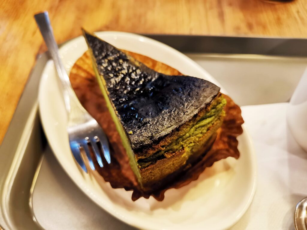 プロント　STONEMILL MATCHA抹茶バスクチーズケーキの写真 (9)