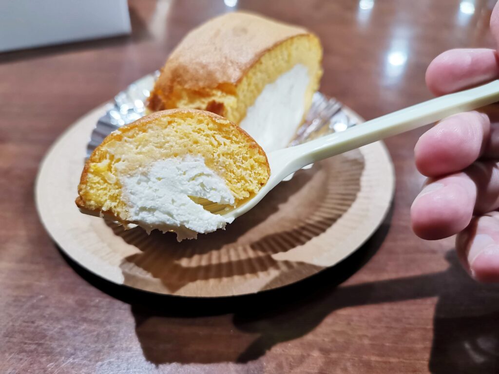 三田「加藤洋菓子」 のチーズロールの写真 (1)_R