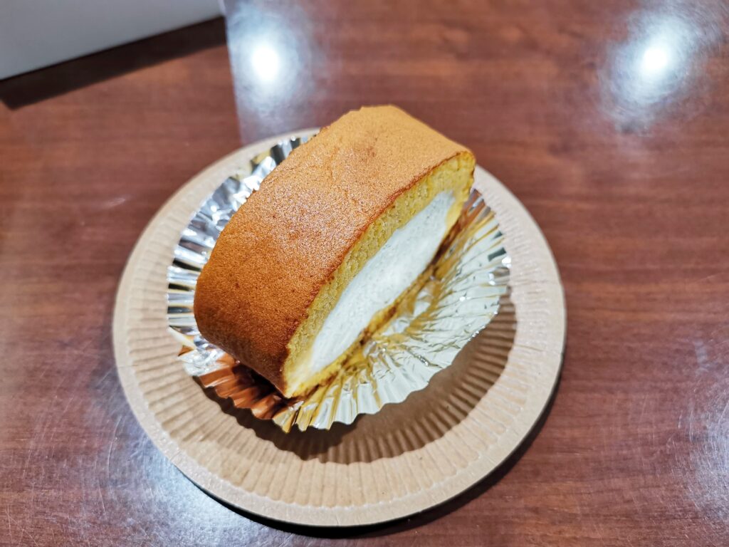 三田「加藤洋菓子」 のチーズロールの写真 (3)_R