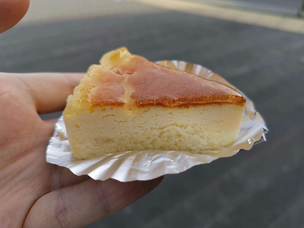 大泉学園のトレント洋菓子店のチーズケーキの写真 (3)