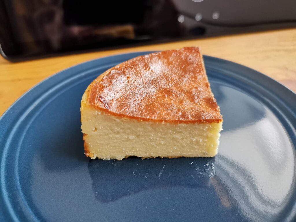 パティスリー レ・ド・シェーブルのヤギミルクチーズケーキの写真 (1)