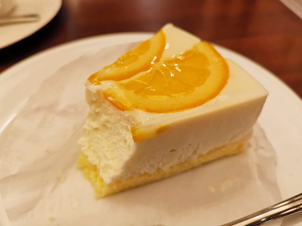 ルノアール　オレンジレアチーズケーキ (8)_R