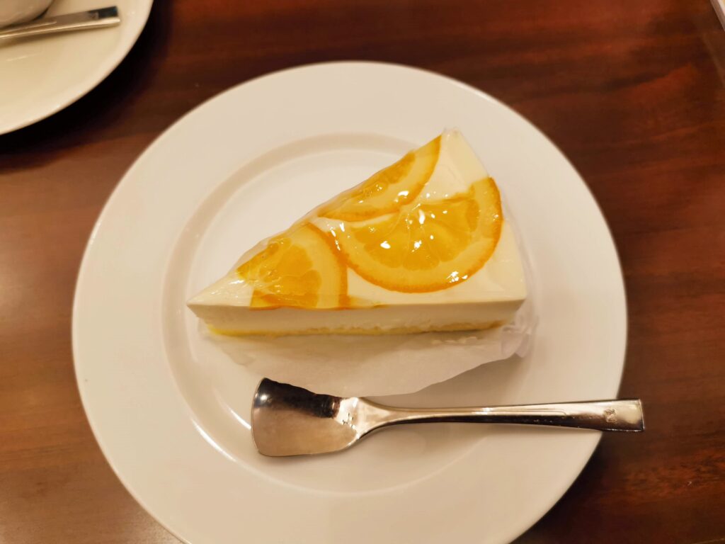ルノアール　オレンジレアチーズケーキ (5)_R