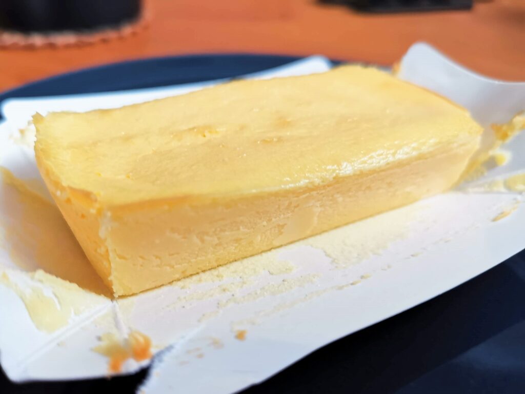 セブンイレブン（デリカシェフ）のクラシックチーズケーキ (4)