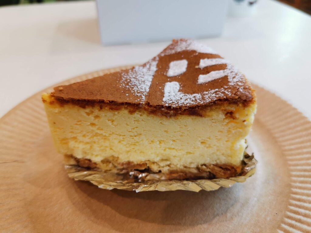 大森「プチエデン」のチーズケーキの写真 (5)