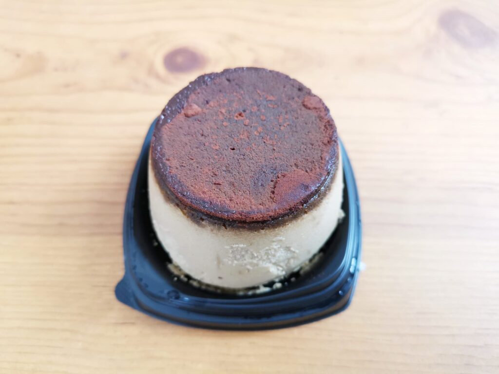 ファミリーマートの珈琲プリンなチーズケーキ (2)
