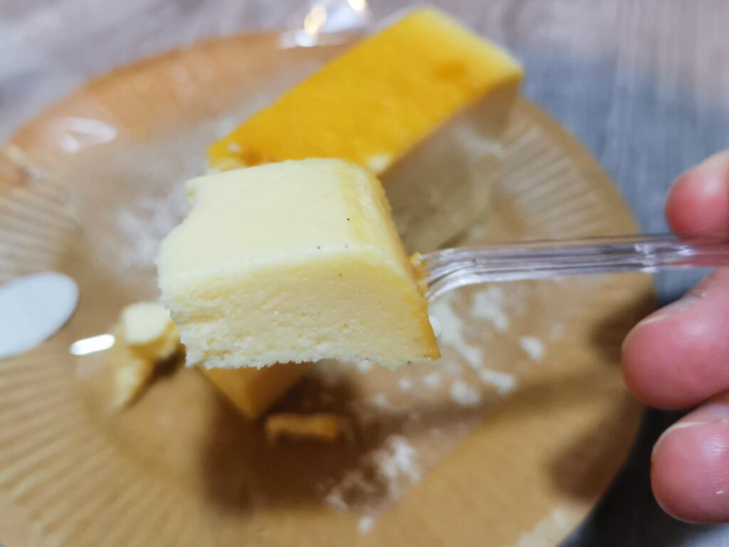 赤坂「チーズケーキプラス」のチーズテリーヌの写真 (10)