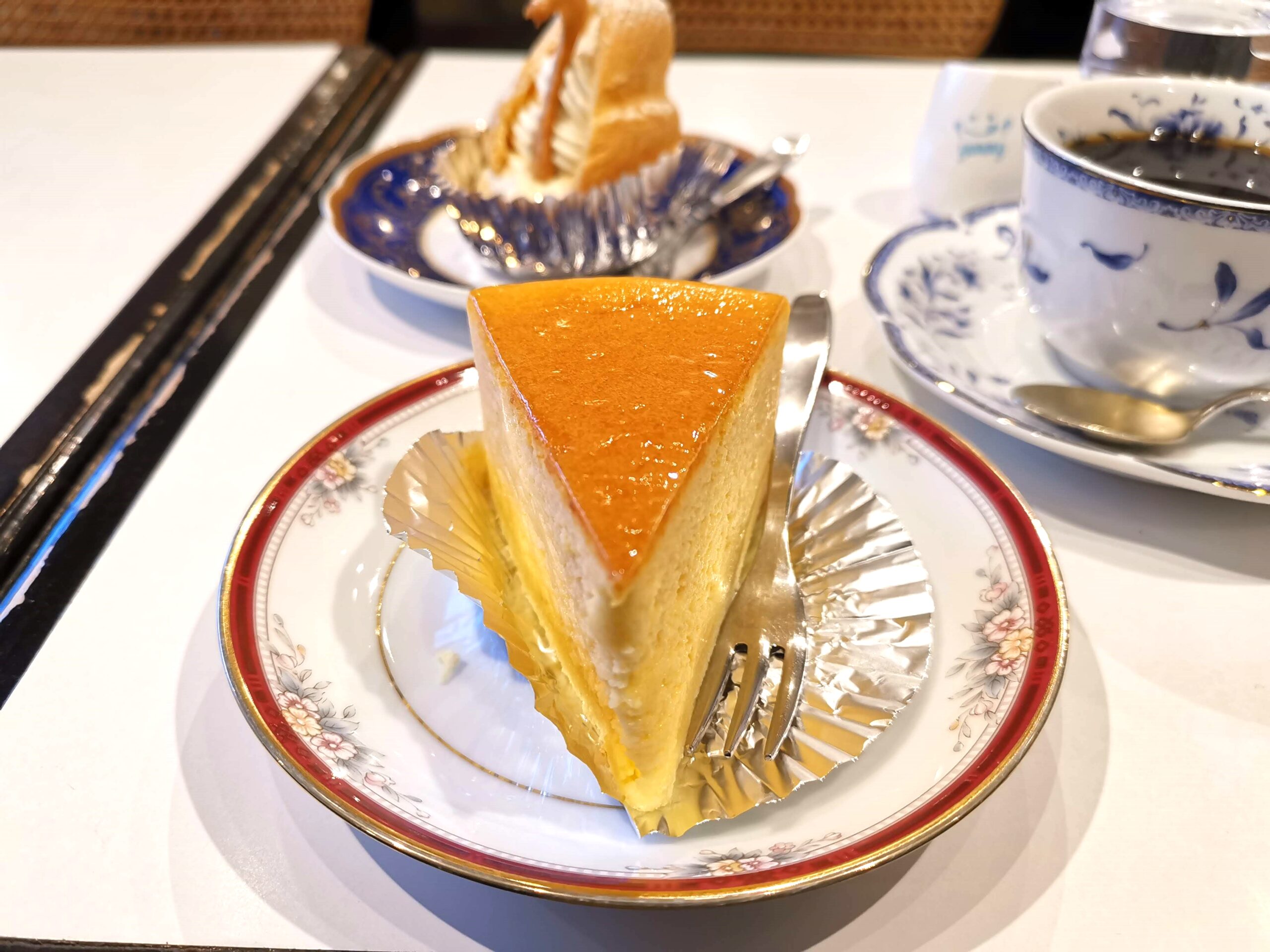 中板橋「白鳥（シラトリ）」 のチーズケーキ