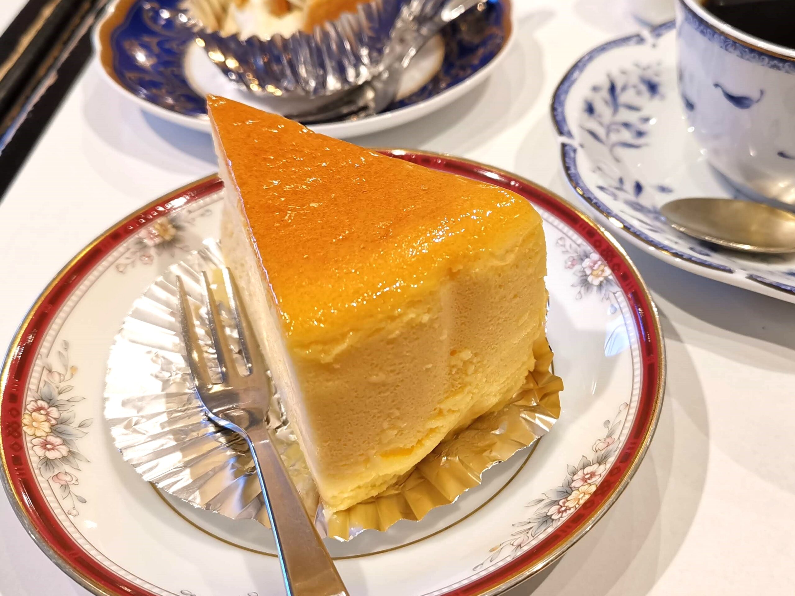 中板橋「白鳥（シラトリ）」 のチーズケーキ