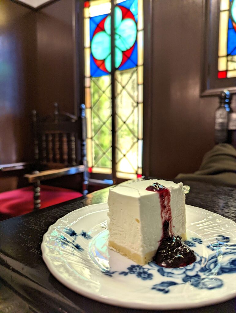 祇園・四条「フランソア喫茶室」のレアチーズケーキ (5)