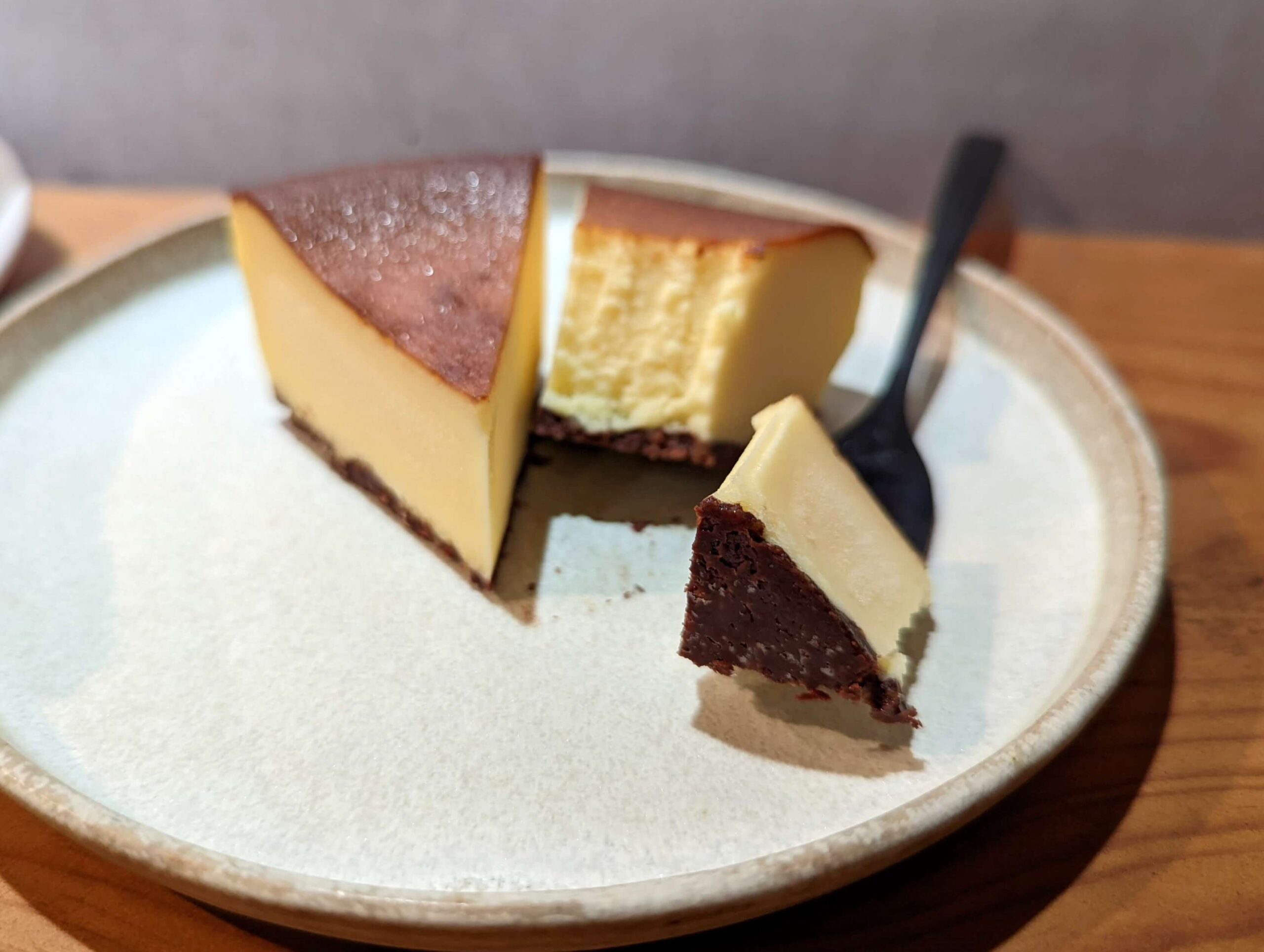 MYCAPTAIN CHEESE TOKYO(マイキャプテンチーズトーキョー)の冷凍のまま食べられるマイキャプテンチーズケーキ (14)