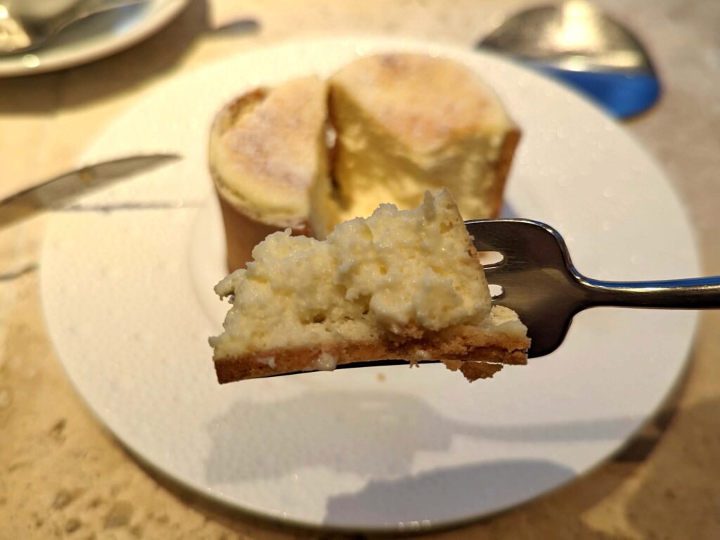 福岡・ジョルジュマルソーのチーズケーキフォンデュ