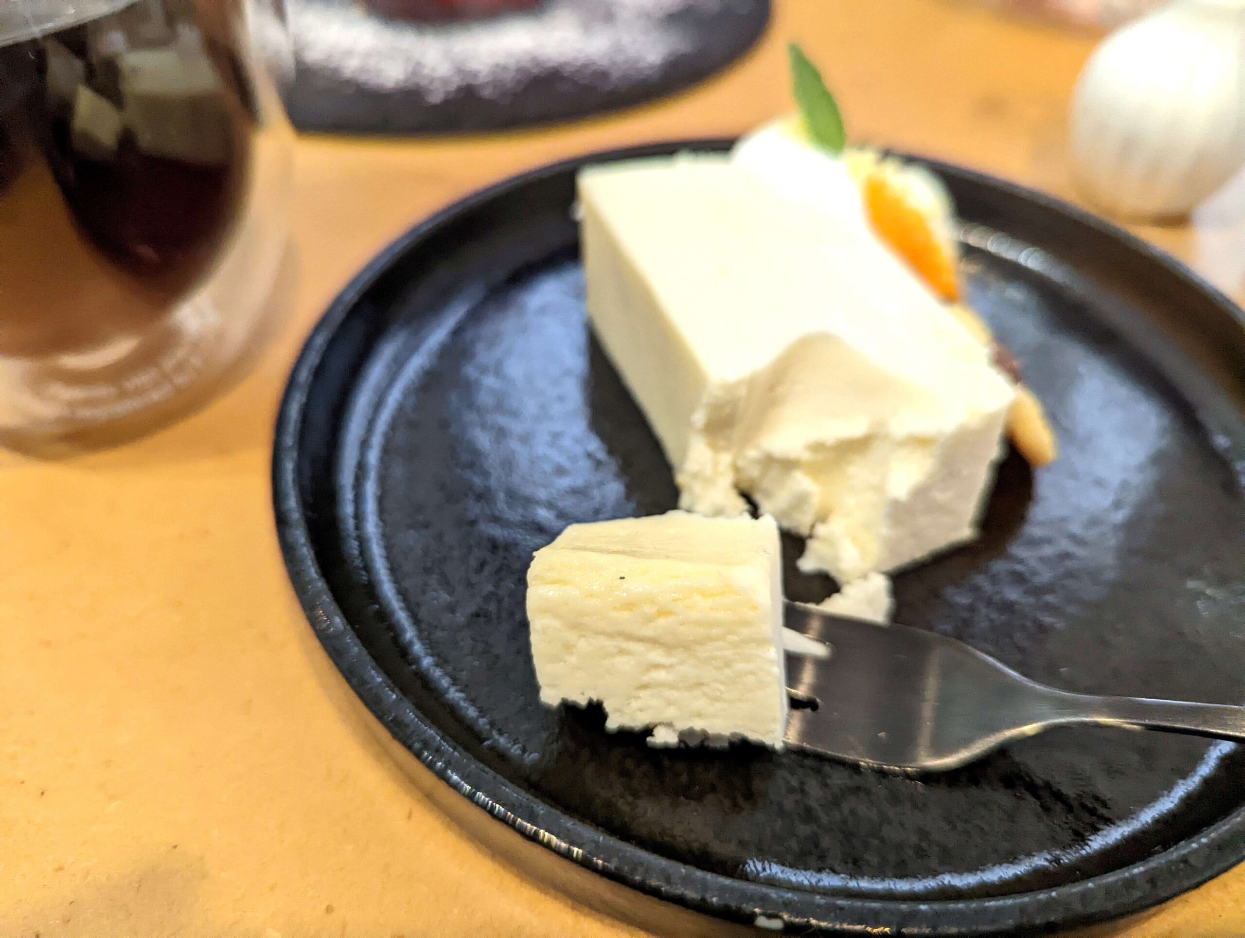 太宰府・チーズケーキ研究所の白のチーズケーキ (6)