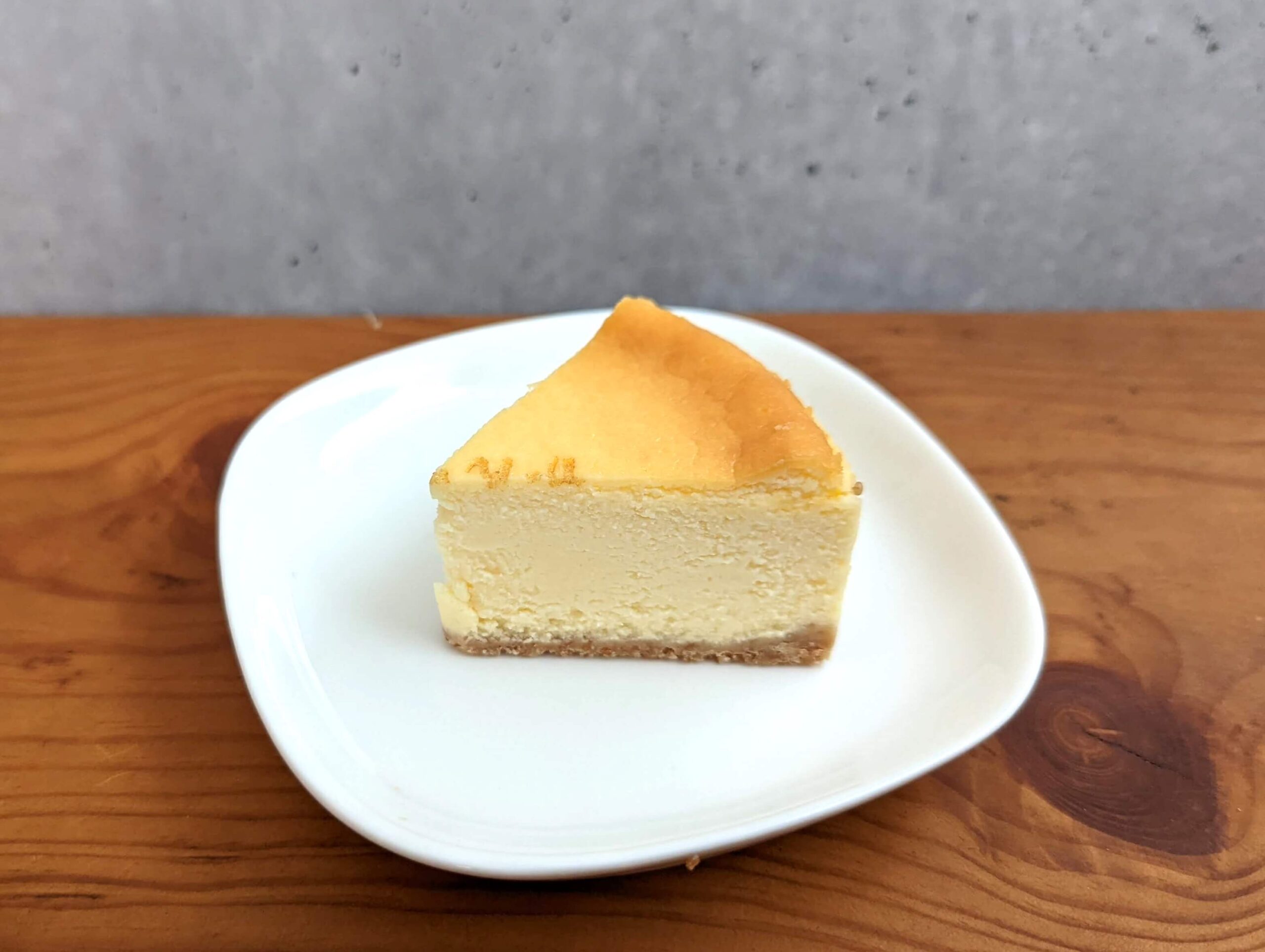 【かんらくヤ】チーズケーキアソートのベイクドチーズケーキ (2)
