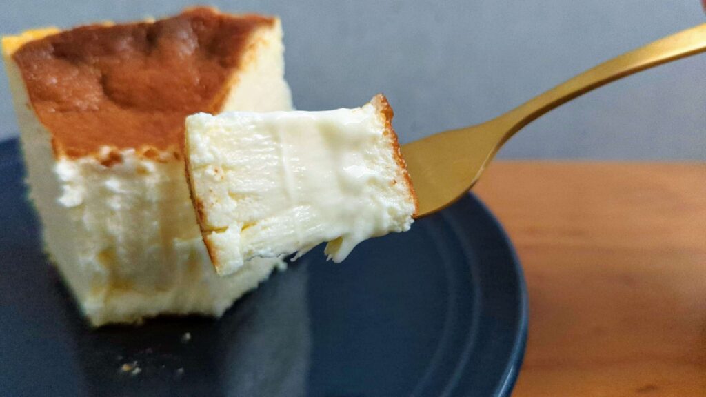 〈燠火　kawaguchi∴〉大人のチーズケーキ（ビースリー・熟成バスクチーズケーキ） (12)