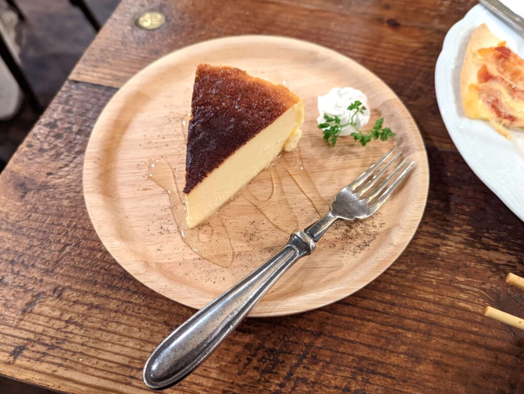 東京・渋谷【うさぎ】を訪問、ラクレットを使ったチーズケーキについて 