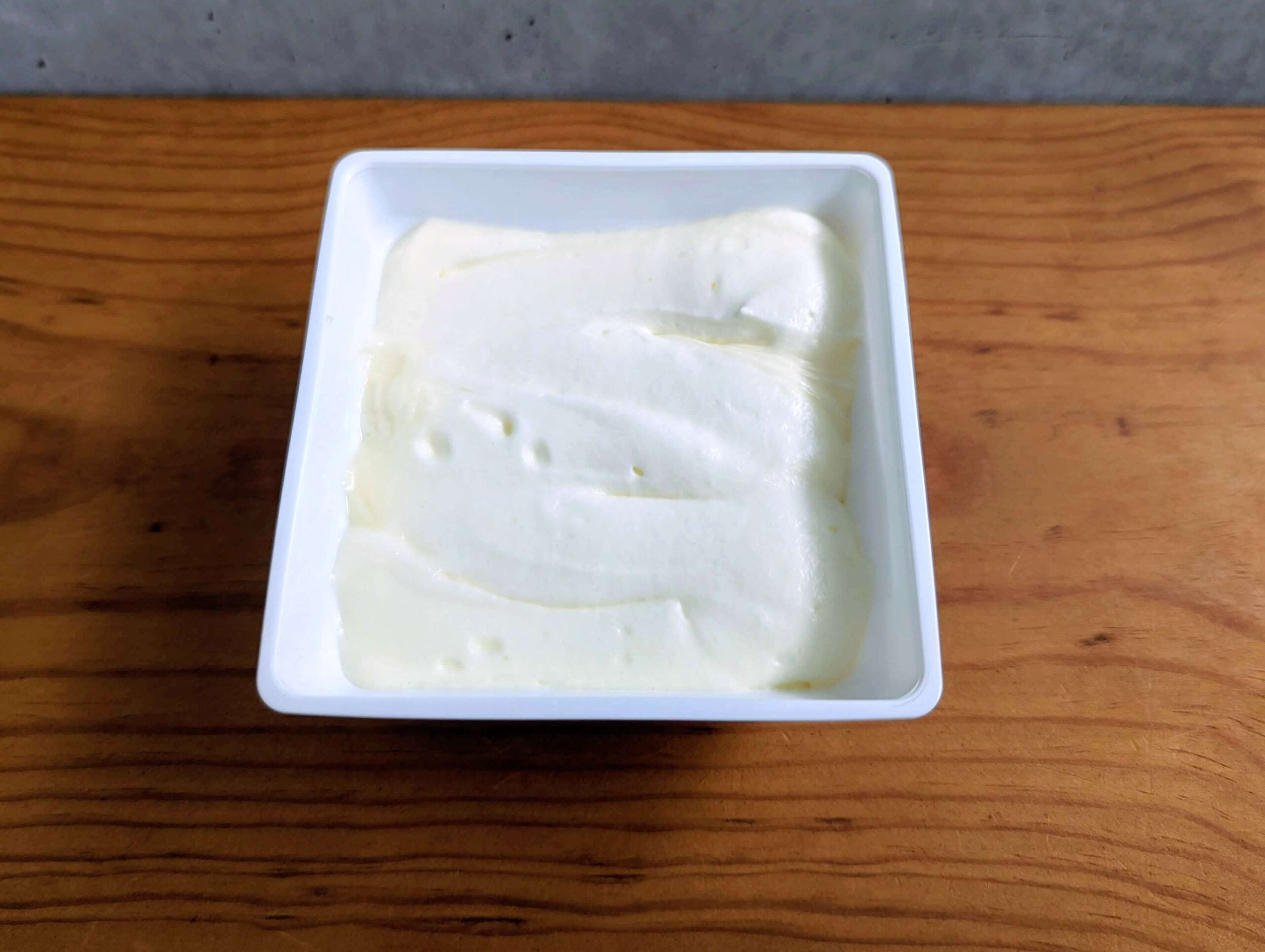 ローソン（milkとのコラボ）生クリームチーズケーキ (2)