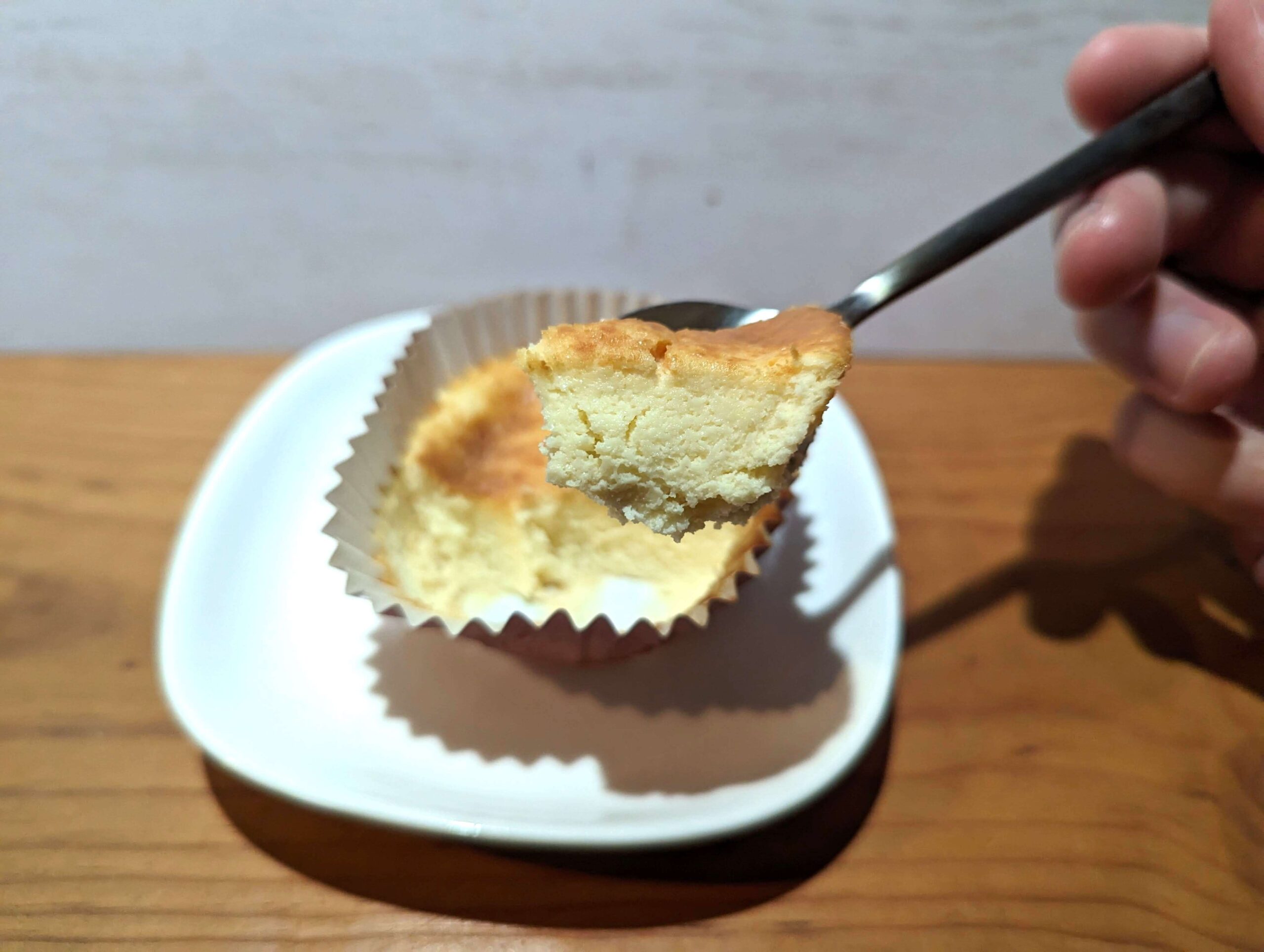 ローソンストア100・カラメルチーズケーキ (3)