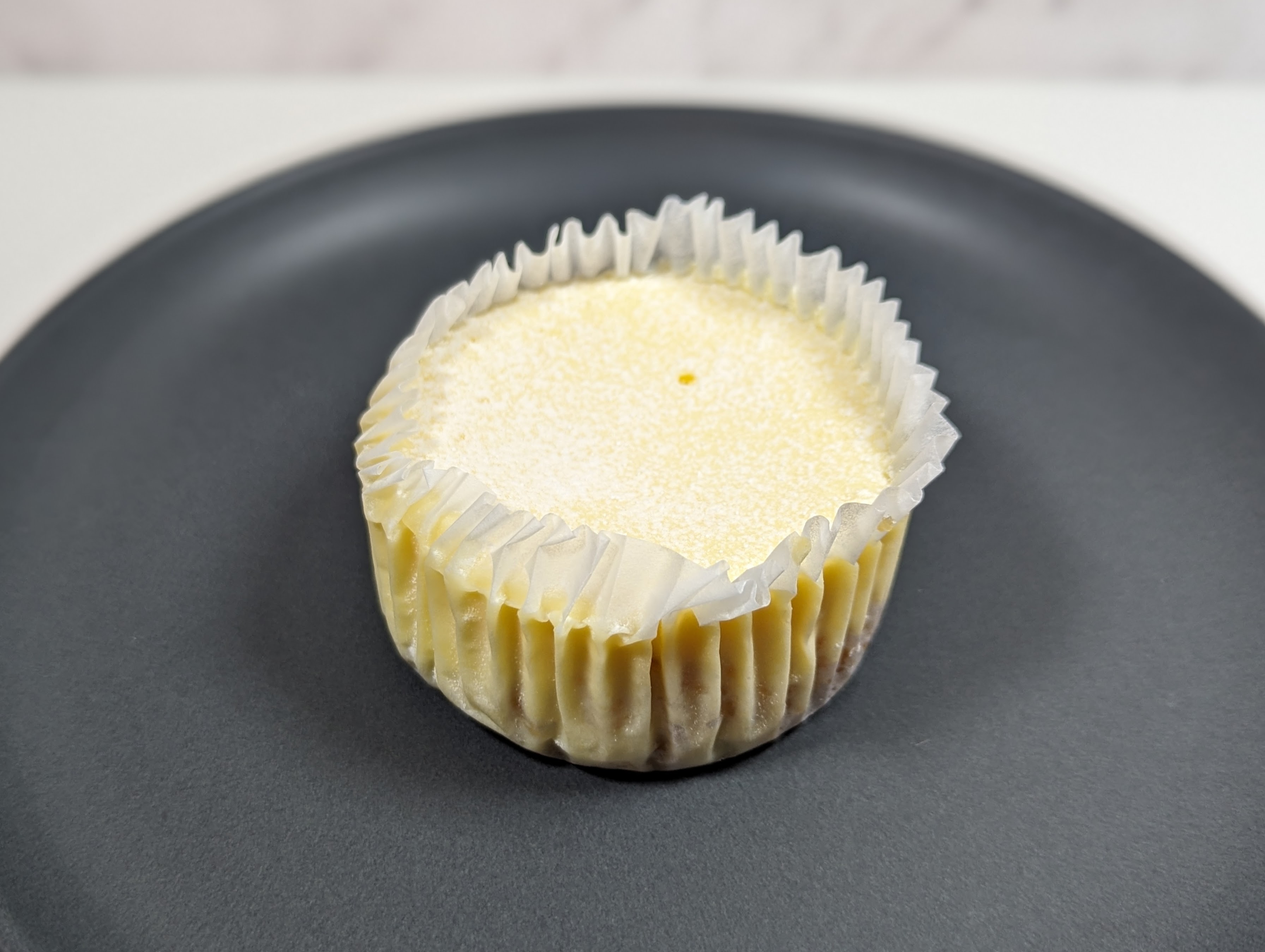 セブンイレブン、とろ生食感チーズケーキ (3)