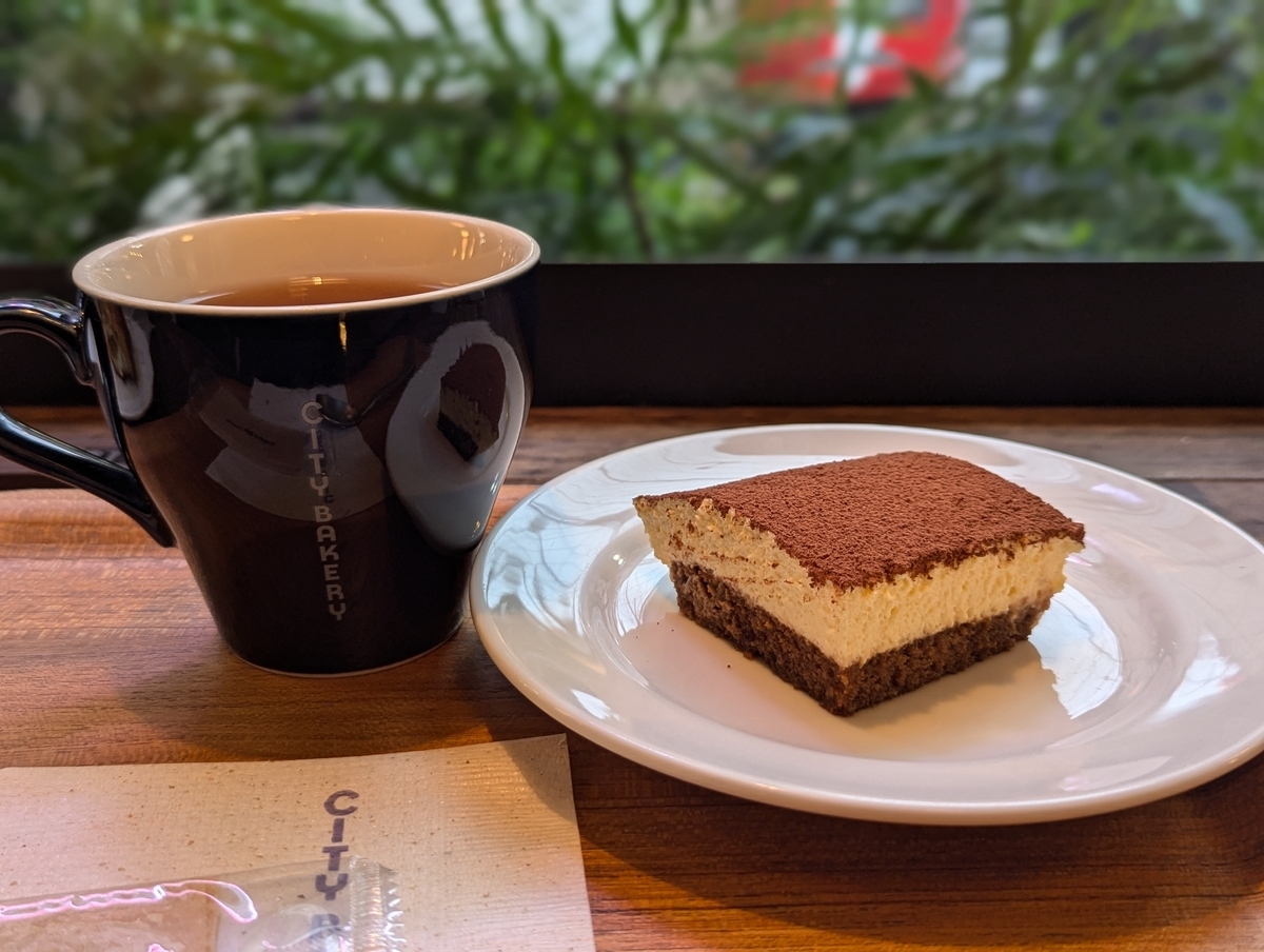 ルミネ新宿1のレストランカフェ【RITUEL CAFÉ（リチュエルカフェ）】のベイクドチーズケーキを実食