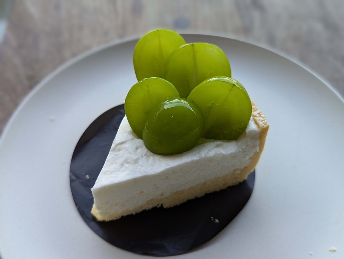 高円寺【トリアノン】のスフレチーズケーキ、ロイヤルチーズケーキを食べてみた