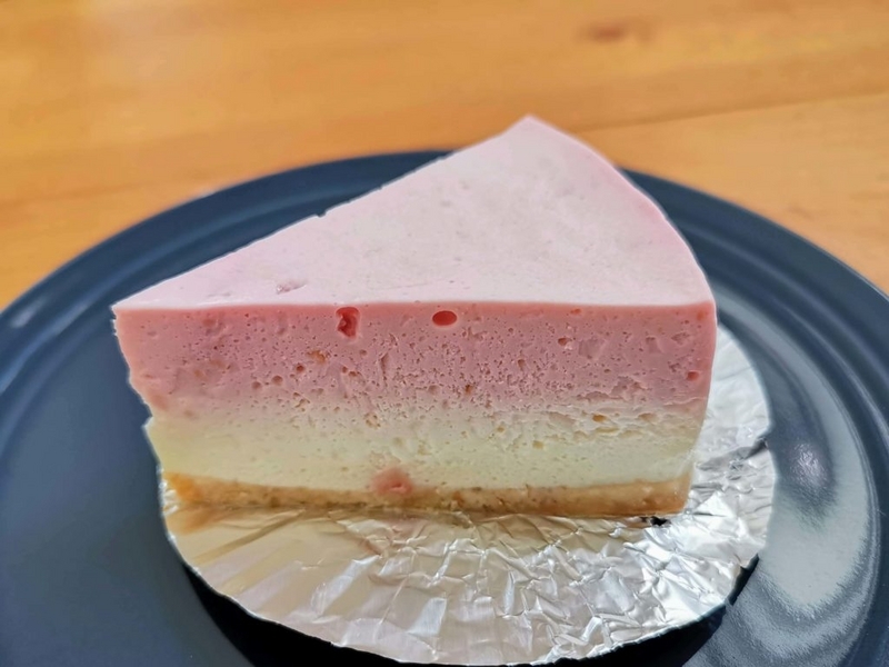 チーズケーキやまぐち　ラズベリー（レアチーズケーキ） (3)