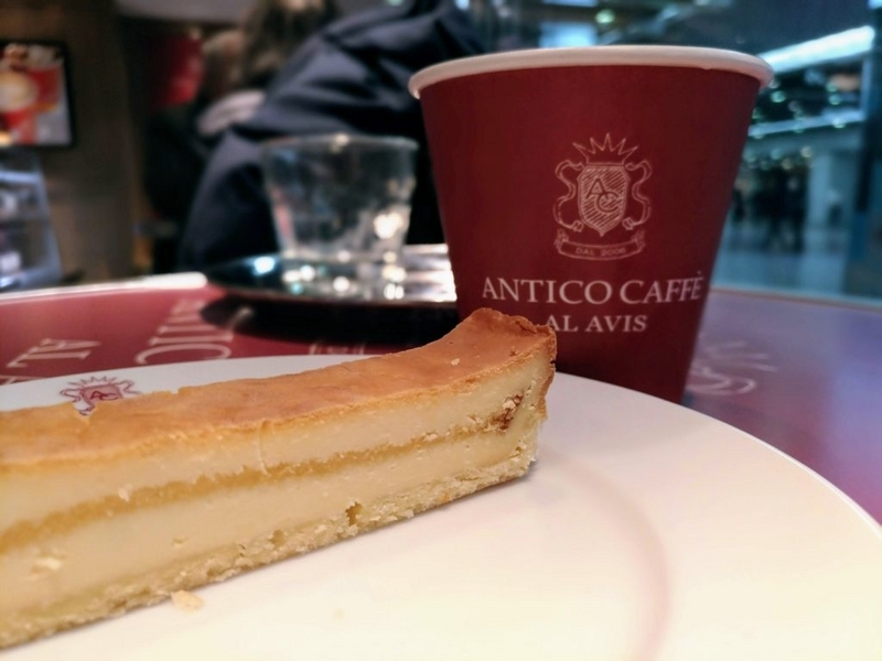 Antico caffe al avas　バッラ　チーズケーキ (8)