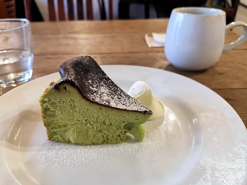 cocoful（ココフル）　抹茶バスクチーズケーキ (3)